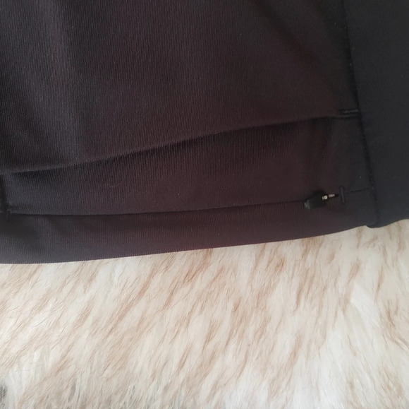 Lululemon Men's Commission Short Warpstreme 11" Inseam Size 36 Black Discolor. - Picture 5 of 9